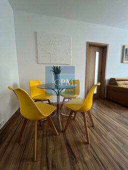 Ponúkame na prenájom 3.izbový byt v Petržalke s balkónom - 2