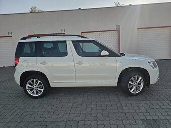 Škoda Yeti 2.0 TDI M5 JOY Navi DVD Webasto Xenony R17 - 2