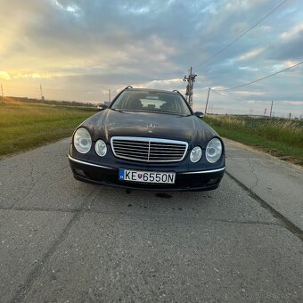 MERCEDES BENZ W211 - 2