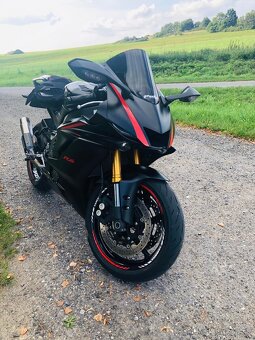 Yamaha R6 - 2