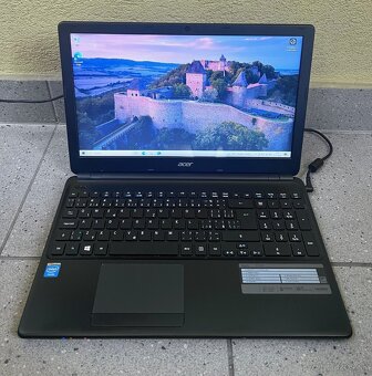 Acer Aspire / Celeron 2955U / 4GB RAM / 120GB SSD / 15.6" - 2