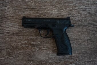 Airsoft pištol Smith&Wesson MP40 ASG - 2