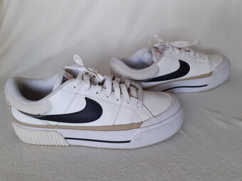 Dámske tenisky NIKE č.40 - 2
