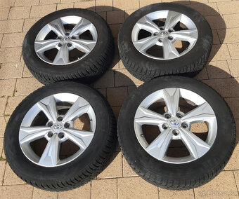 Originál 17" disky Toyota C-HR + zimné pneu 215/60 r17 - 2