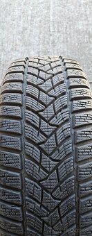 Predám Dunlop 205/60 R16 - 2