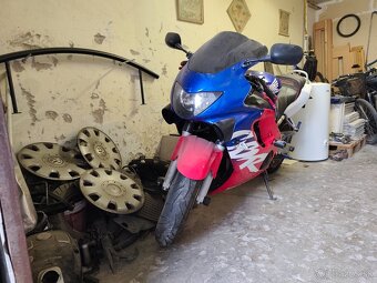 Honda CBR 600f - 2