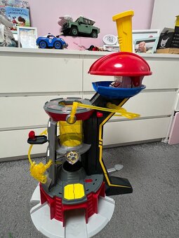 Veža labková patrola - 2