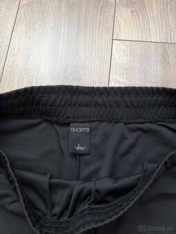 Čierne kraťasy - 2