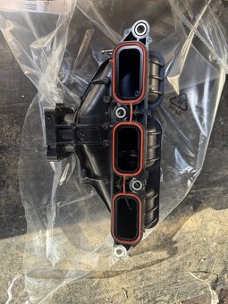 Sacie potrubie GR Yaris - 2