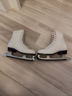 Detské dievčenské ľadové korcule - 2