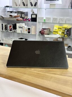 Macbook Pro i9 2019 15" 512GB Space Gray - 2