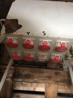 Stavebný rozvadzač - 2