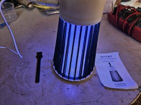 Prenosná lampa proti komárom hmyzu - 2