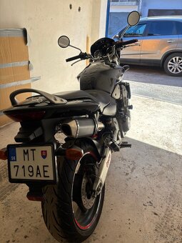 Honda Hornet CB900F - 2