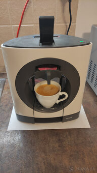 Dolce Gusto Oblo KP110131 + darček - 2