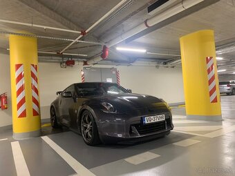 Nissan 370Z 40th Anniversary OEM+ - 2