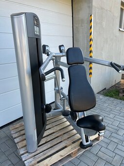 Stroj na ramená - Life Fitness Signature Shoulder Press - 2