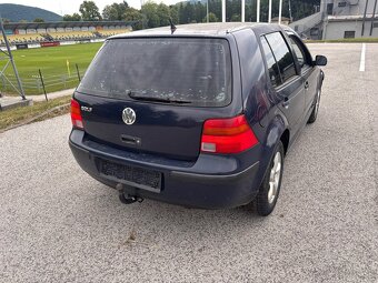 Volkswagen Golf IV - 2
