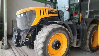 JCB Fastrac 8330 - 2