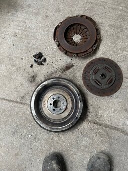 spojka VW group 037 105 271 K - 2