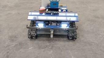 Nová pásová kosačka na diaľkové ovládanie - 2