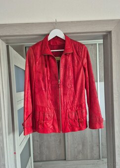 Jemná kožená bunda s 3D efektom v.M - 2