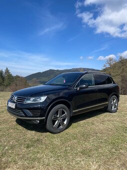 Volkswagen Touareg R-Line 3.0 TDi V6 193 kW 4x4 - 2