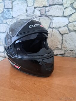 Predám prilbu LS2 veľkost S - 2