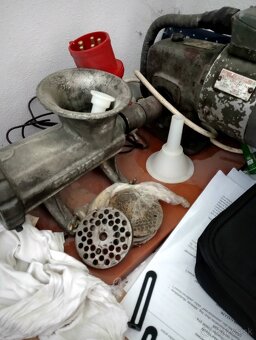 Mlynček na mäso - 2