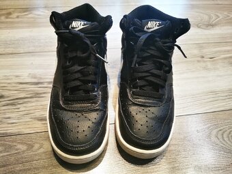 Botasky, nike, v. 39 - 2