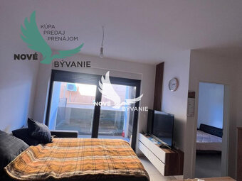 Novostavba apartmánu so záhradou, 200m od mora v Chorvátsku - 2