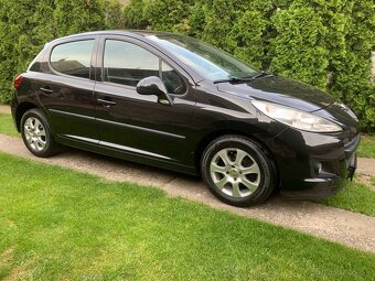 Peugeot 207 1.4 benz 2010 po STK - 2