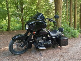 Harley Davidson Street Glide - 2