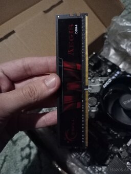 Zakladná doska asus + 8gb ramka - 2