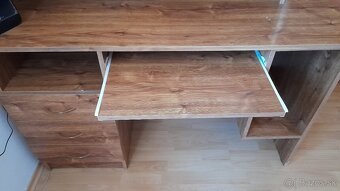 Počítačový stôl 130cm šírka - 2