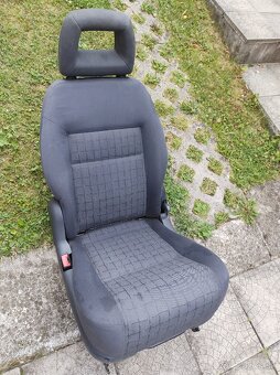 Predám sedadlo na Seat Alhambra - 2