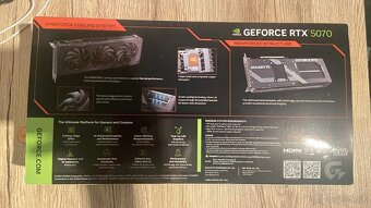 GIGABYTE GeForce RTX 5070 WINDFORCE OC SFF 12G - 2