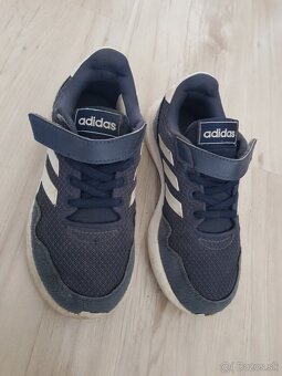 Detské tenisky adidas v. 32 - 2