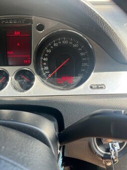 Predam Volkswagen Passat b6 - 2