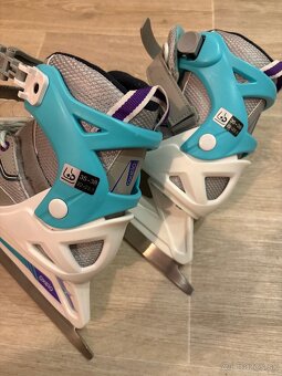 Dievčenské ľadové korčule - 2