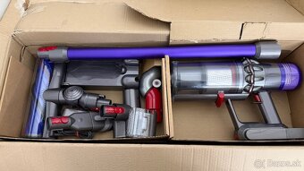 Dyson V11 Absolute Extra - 2