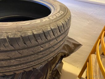 Letne pneumatiky 225/60 R18 - 2