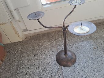 Kovove svietniky spolu - 2