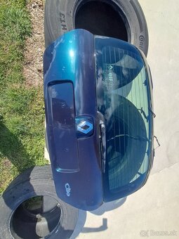 Renault Clio piate dvere 2001/05 - 2