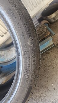 Barum Polaris 225/40/R18 - 2