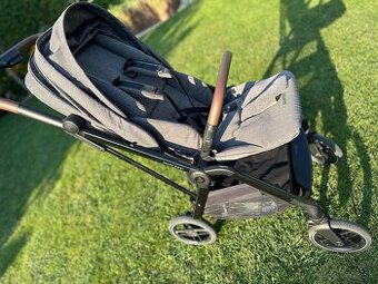 Maxi Cosi Leona 2 - - 2