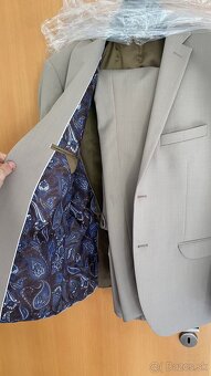 Elegantný béžový oblek Ellstone – ako nový (sako + nohavice) - 2