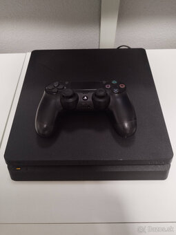 PS4 Slim - 2