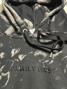 Mikina Family First Milano - 2