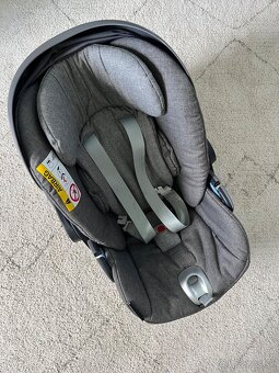 Cybex Cloud Q so základňou Cybex Base Q-fix - 2